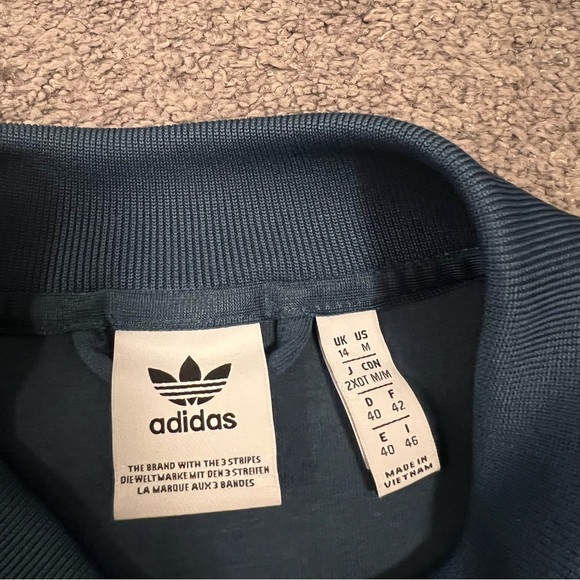 Adidas Set - Picture 4 of 15